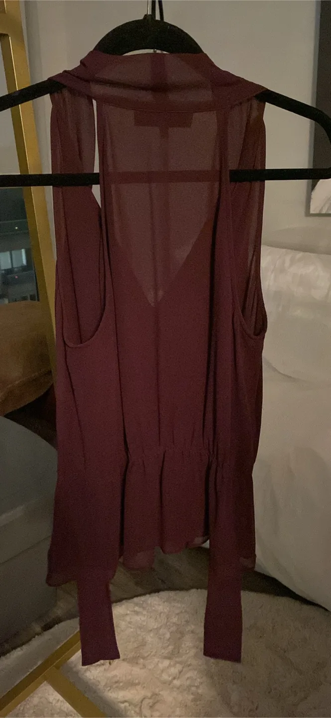 HEED Burgundy sleeveless blouse image indicator(2)