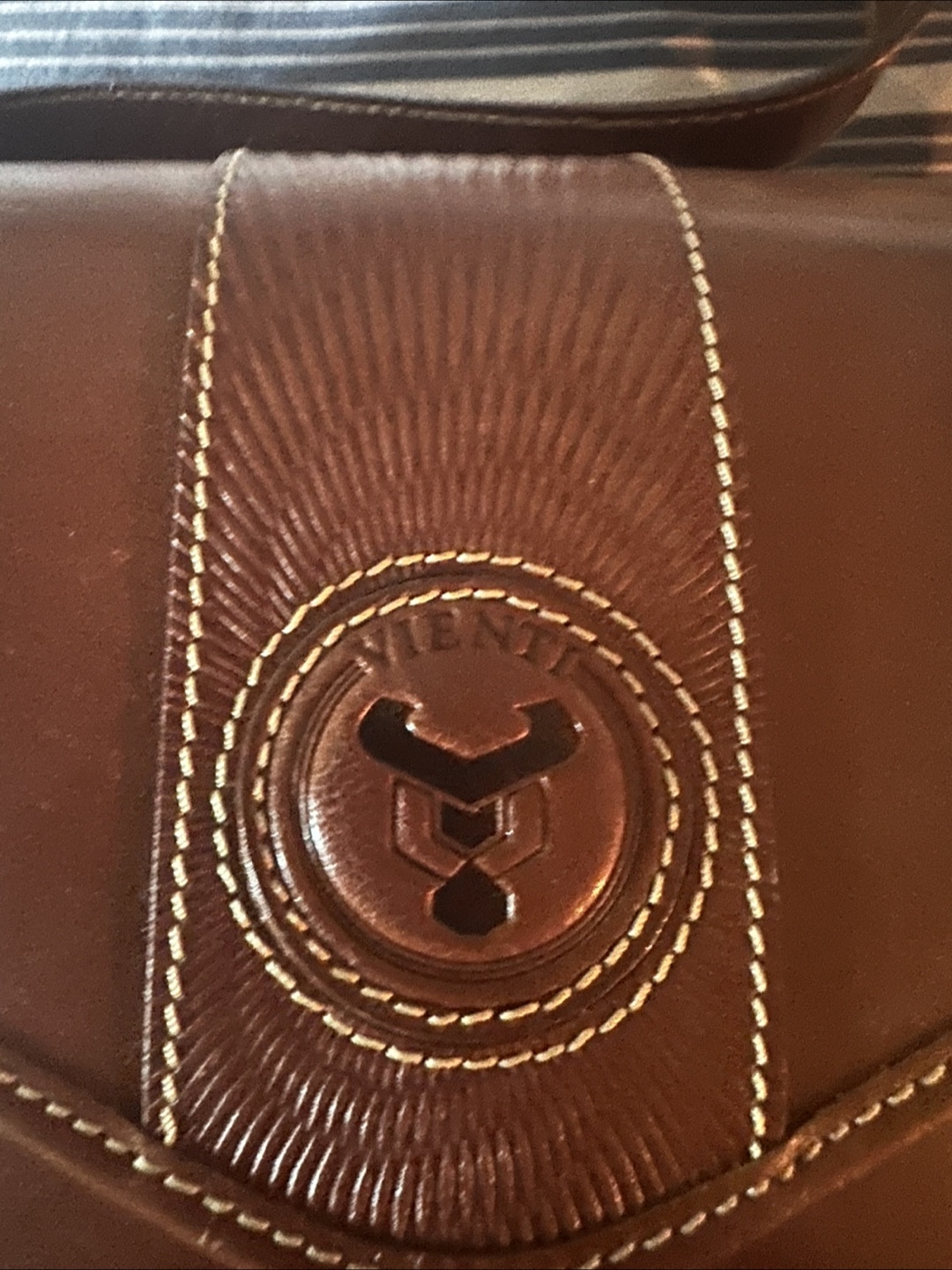 BRAND NEW VINTAGE VIENTI BAG - photo 2