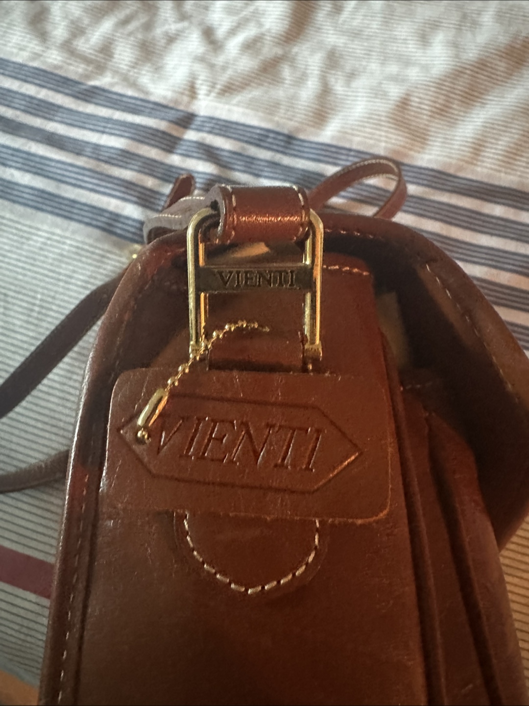 BRAND NEW VINTAGE VIENTI BAG - photo 4