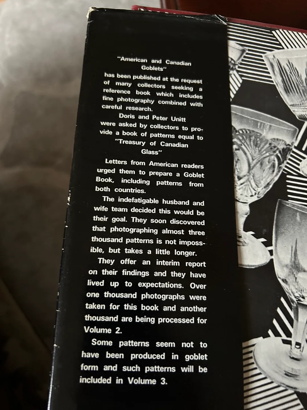 Book American and Canadian Goblets HC antique glass image indicator(2)