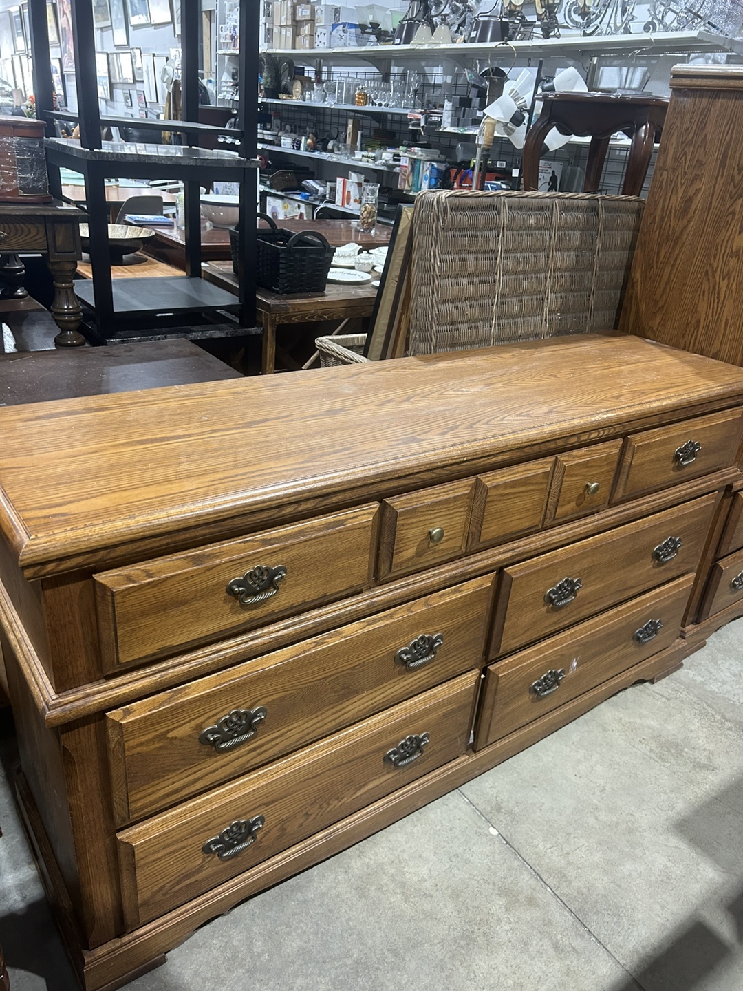 Vintage Palliser 7-Drawer Dresser - photo 5
