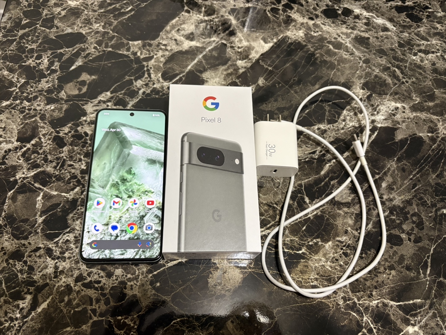 Google Pixel 8 - Lightly Used
