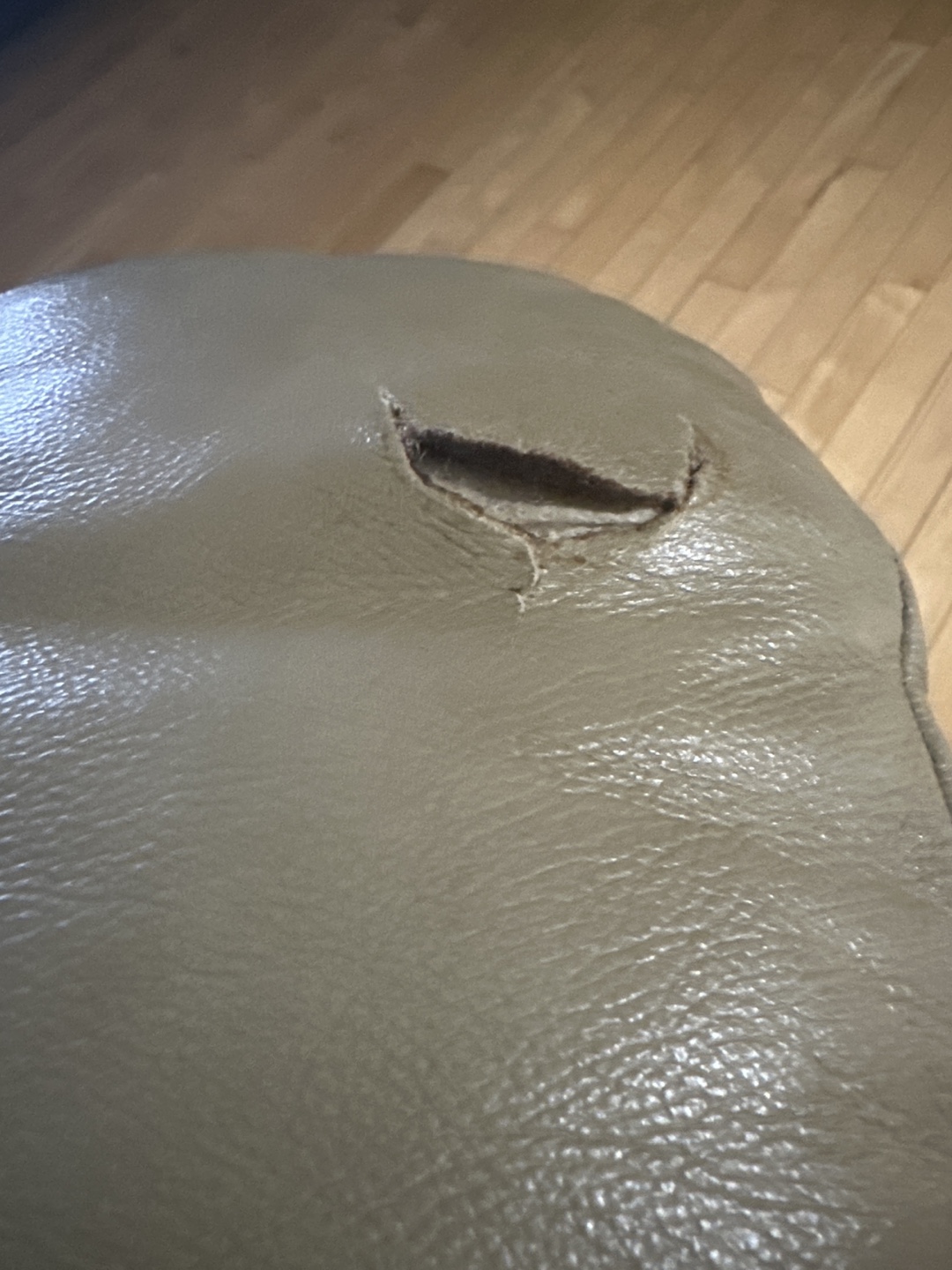 🧡Beige Leather Recliner Chair - photo 2