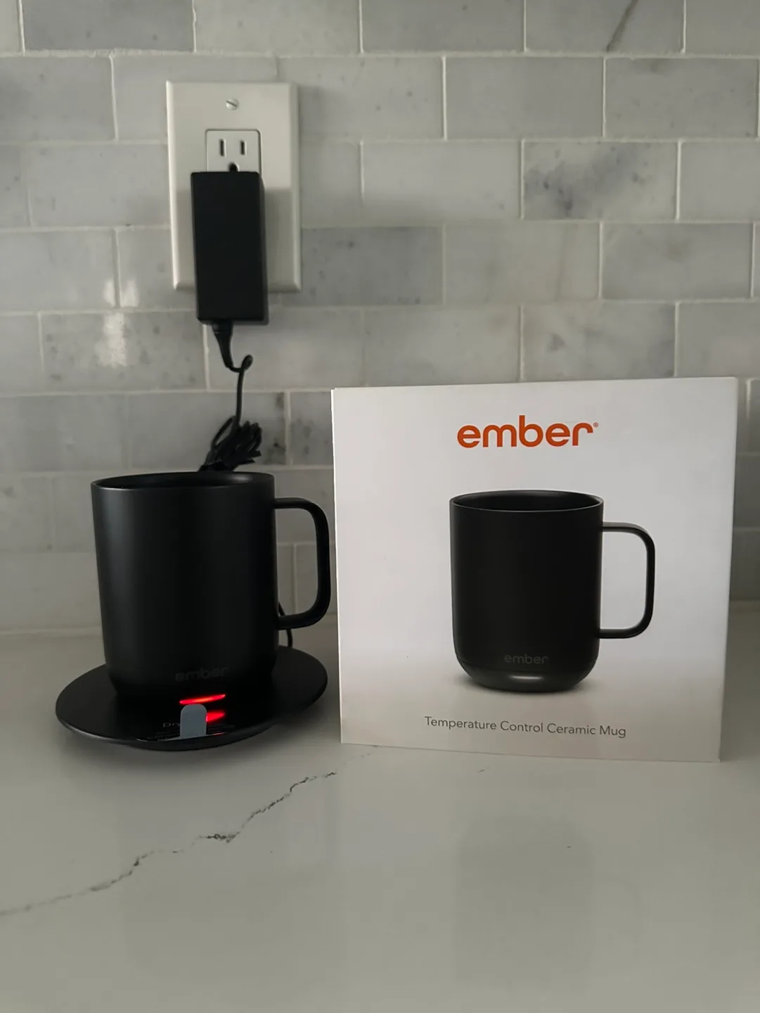 Ember | Temperature Control Ceramic Mug | 10 oz | Black image indicator(4)