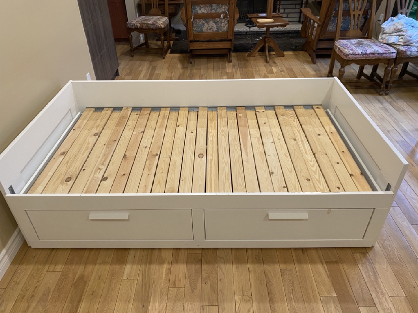 IKEA BRIMNES Adjustable Daybed (CAN DELIVER) - photo 3