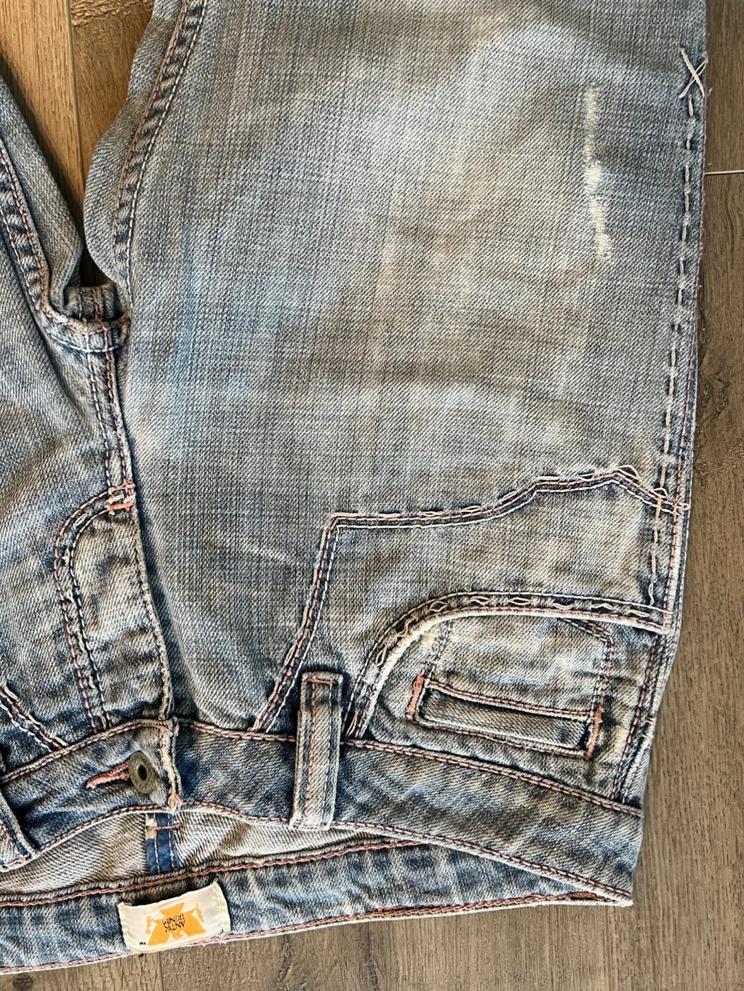 Antik Denim Low Rise Bootcut Jeans Sz 27 image indicator(6)