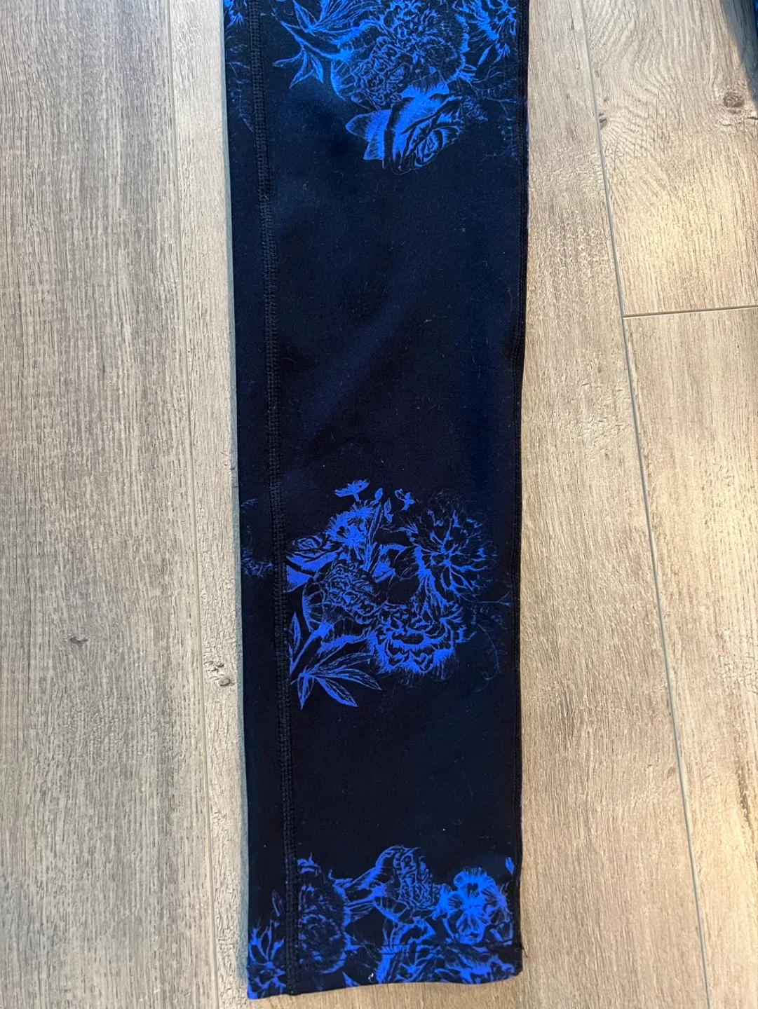 RYU High-Waisted Leggings - Floral Print - Size XS/TP image indicator(3)