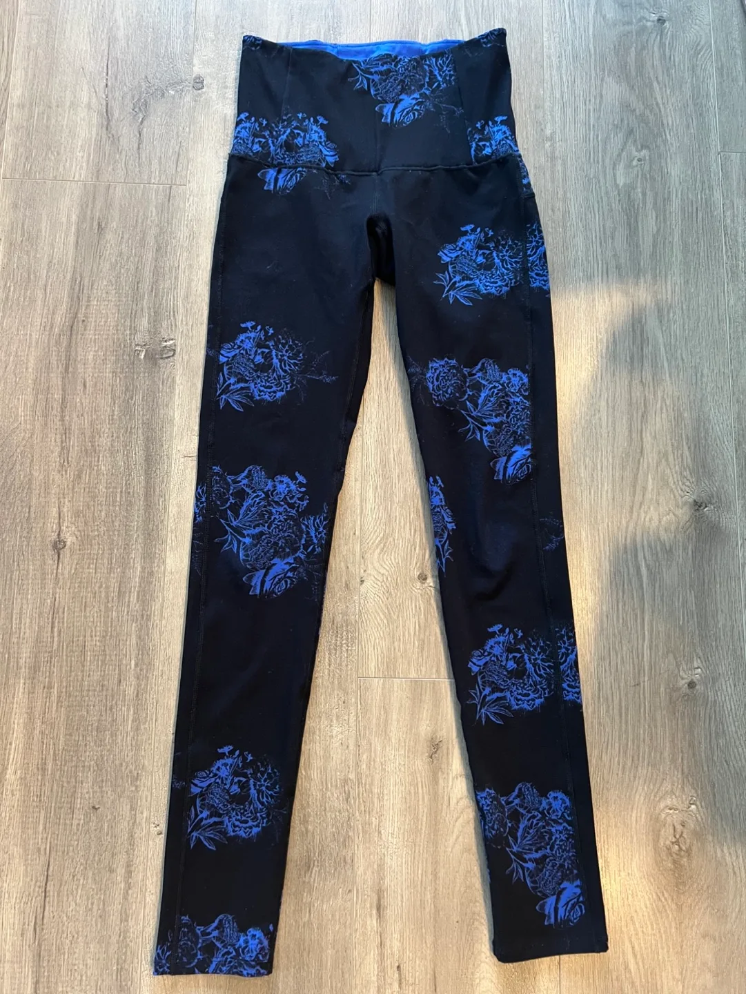 RYU High-Waisted Leggings - Floral Print - Size XS/TP image indicator(2)