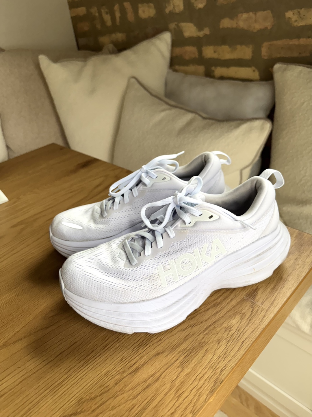 Women's Hoka One Bondi 8 Running Shoes - Size 8