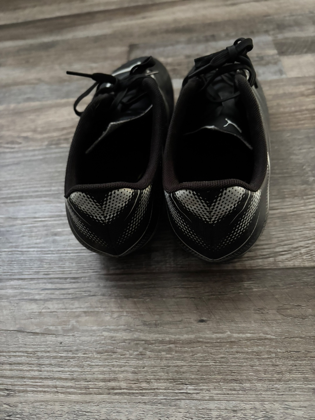 Puma Black and White Soccer Cleats - Size 7.5 - photo 3