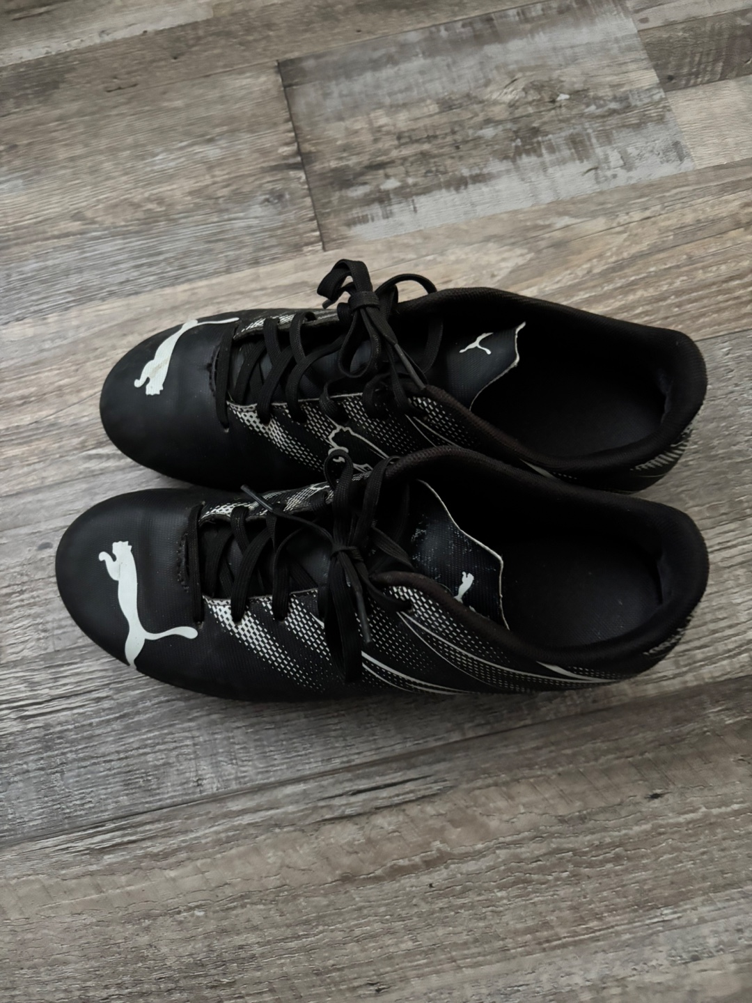 Puma Black and White Soccer Cleats - Size 7.5 - photo 2
