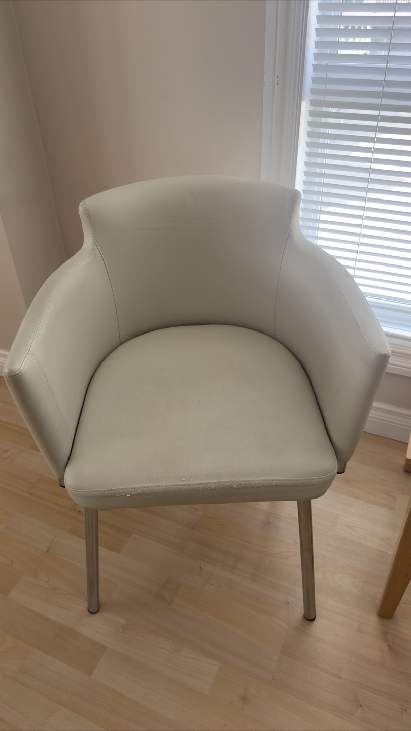 Modern Off-White Accent Chair with Metal Legs - photo 2