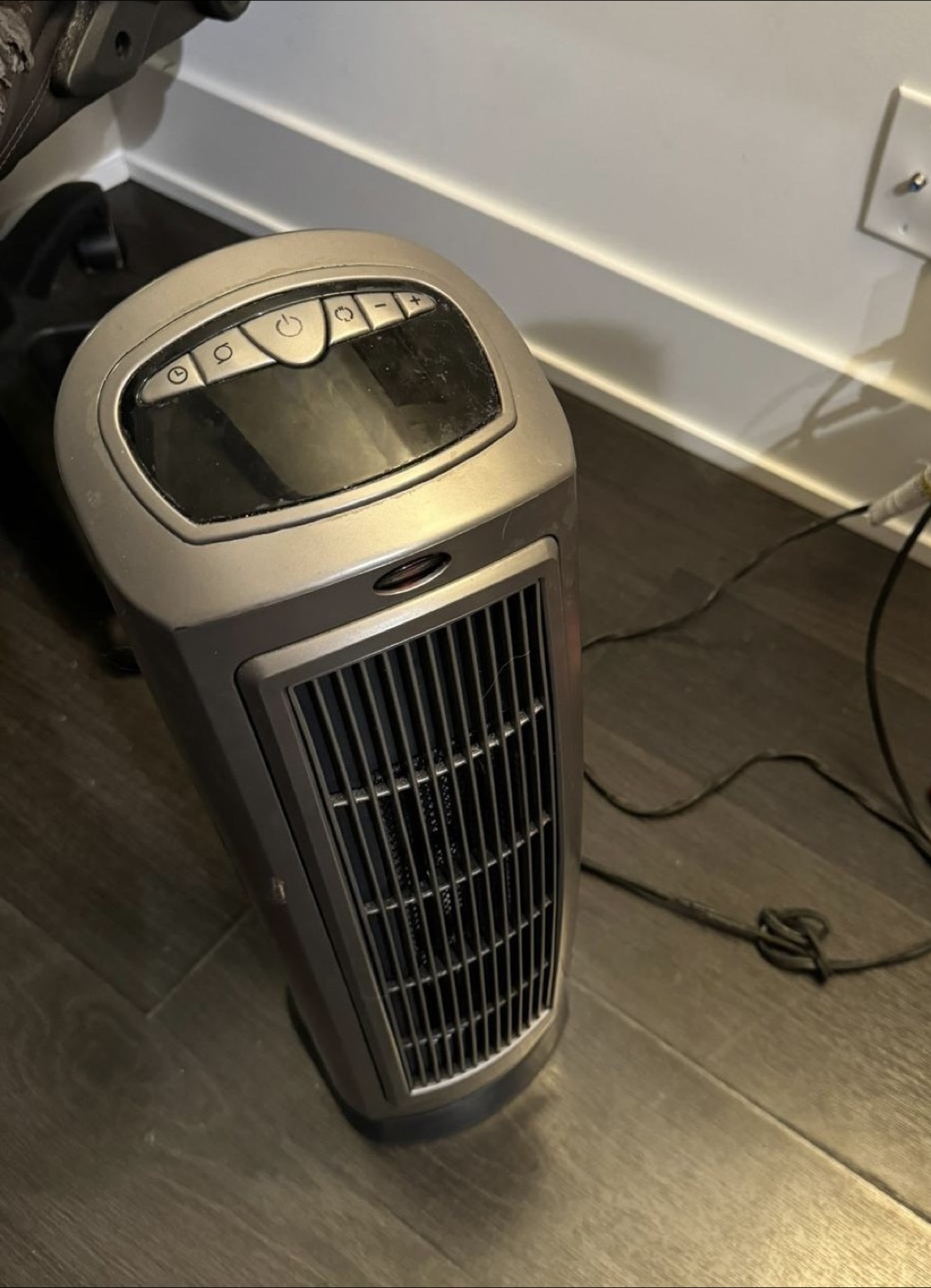 Lasko Oscillating Ceramic Heater - photo 2