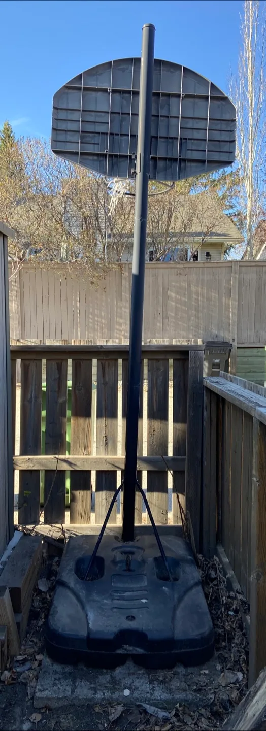 Outdoor Basketball Hoop thumbnail