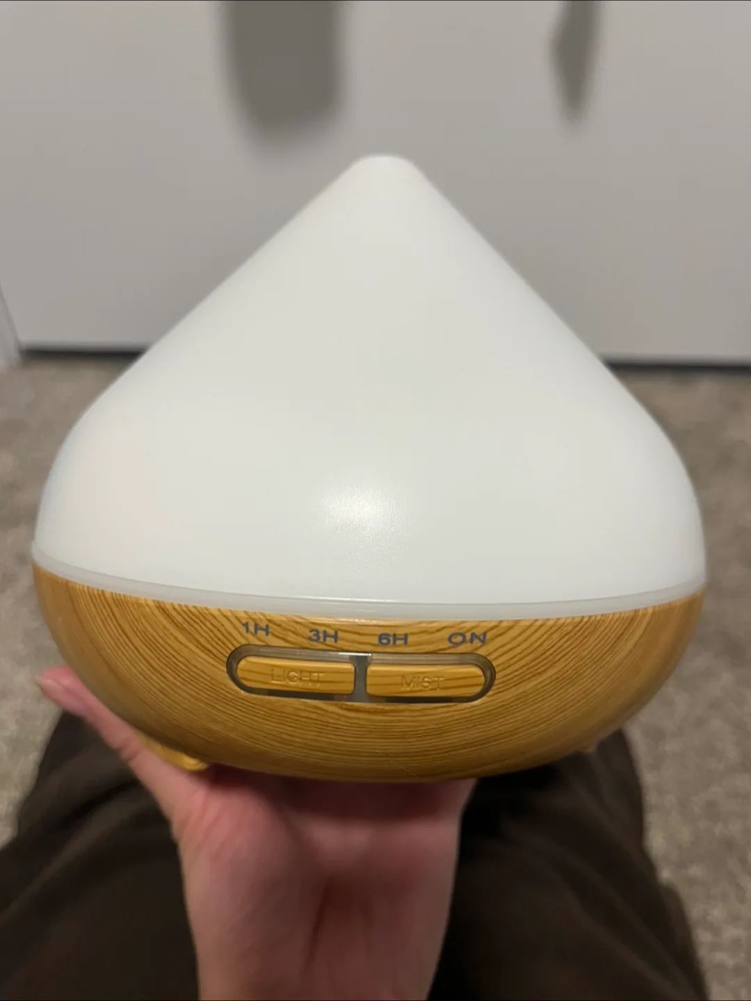 Ultrasonic Aroma Diffuser Essential Oil Humidifier thumbnail