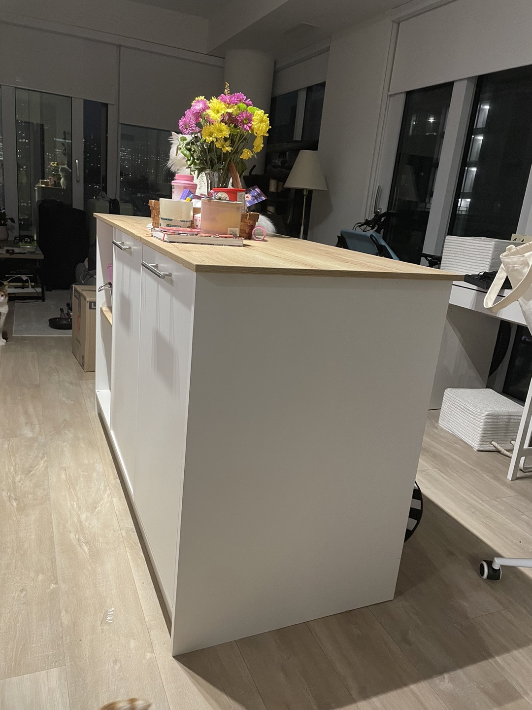 Kitchen Island - White