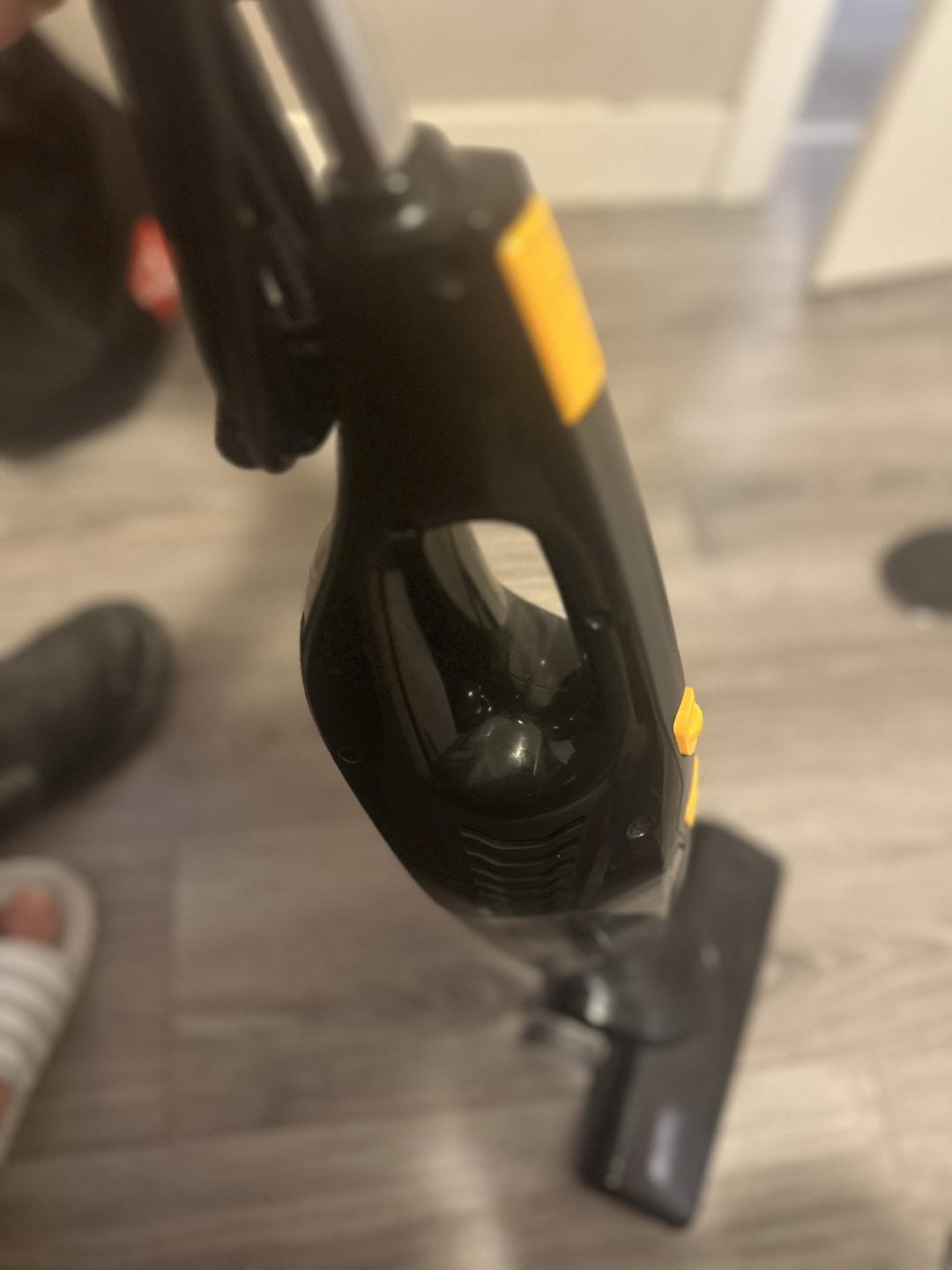 Eureka Lightweight Stick Vacuum - photo 3