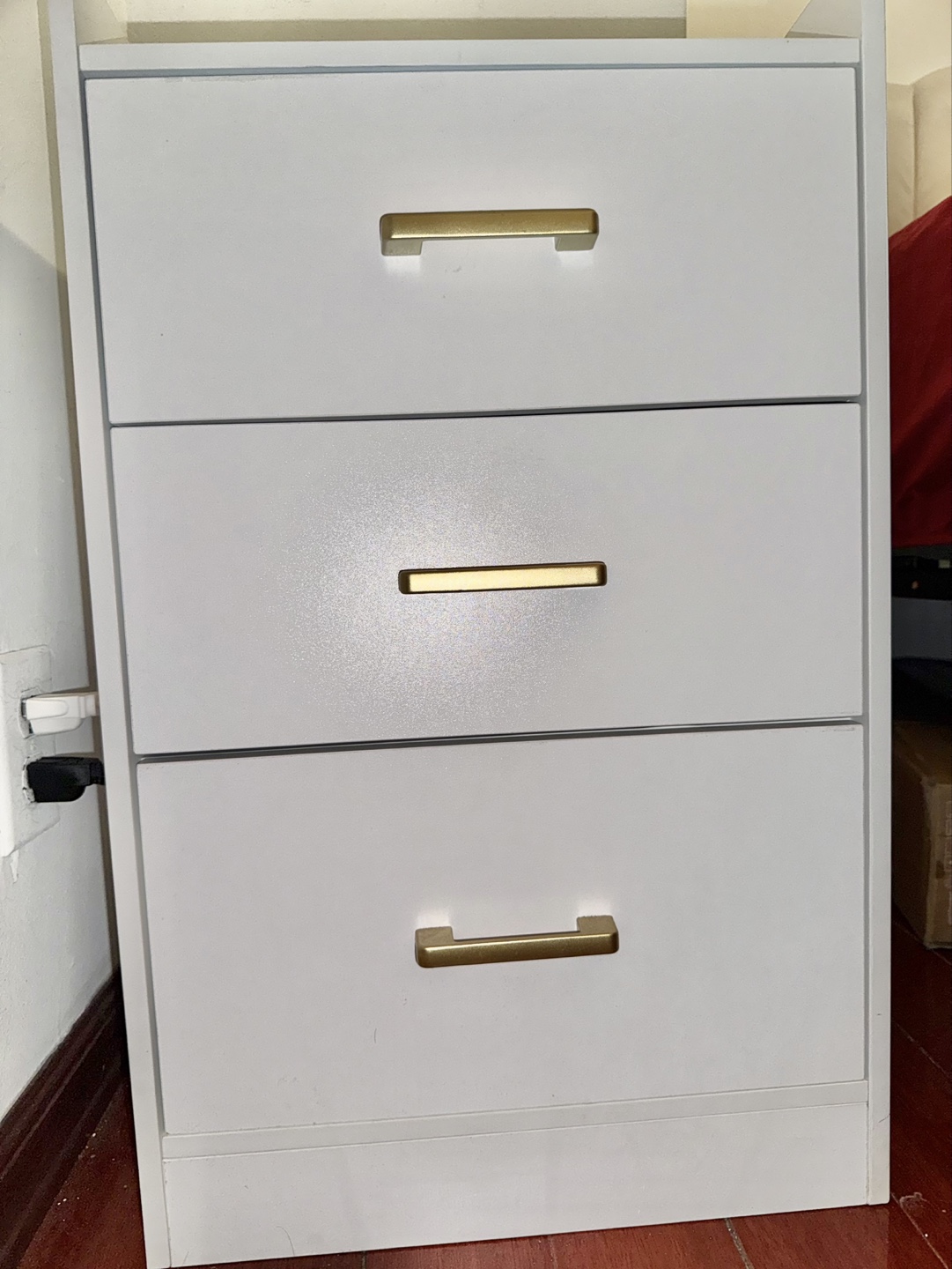 Nightstand White With Charging Station - photo 2