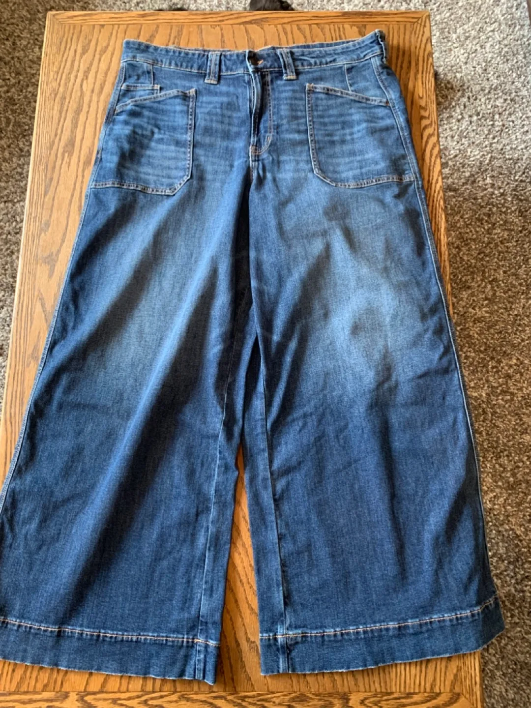 American Eagle Super High-Rise Ultra Wide Leg Jeans - Size 16 thumbnail