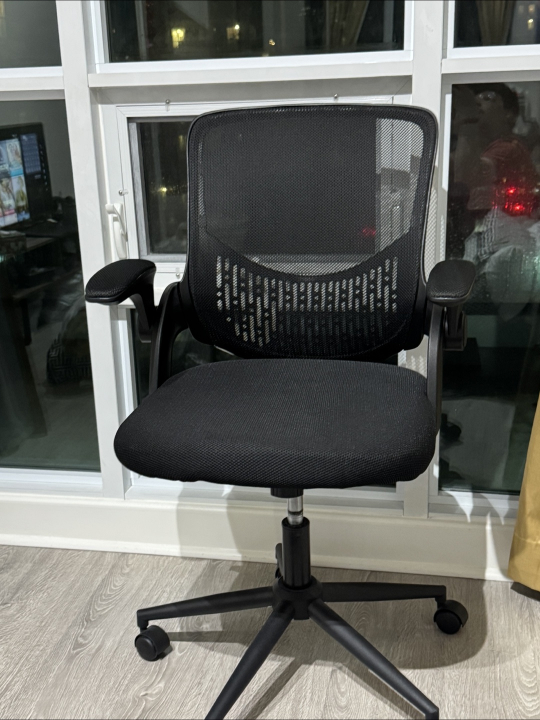 3 Months Old - Naspaluro Black Mesh Office Chair