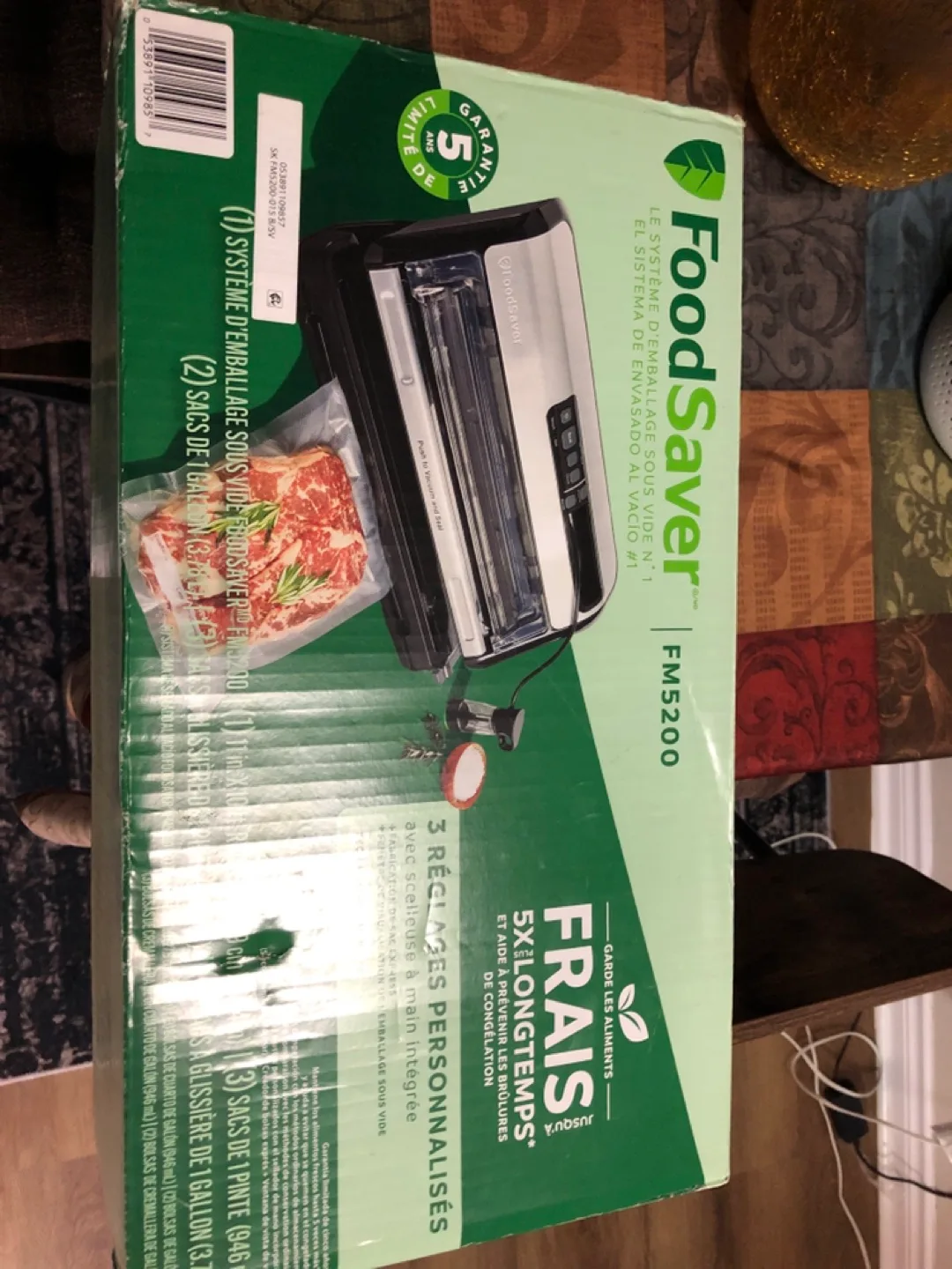 FoodSaver FM5200 Vacuum Sealing System thumbnail