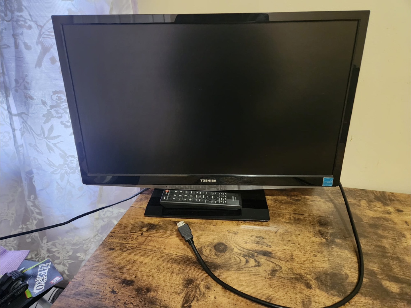 Toshiba 24-inch LED HDTV with remote