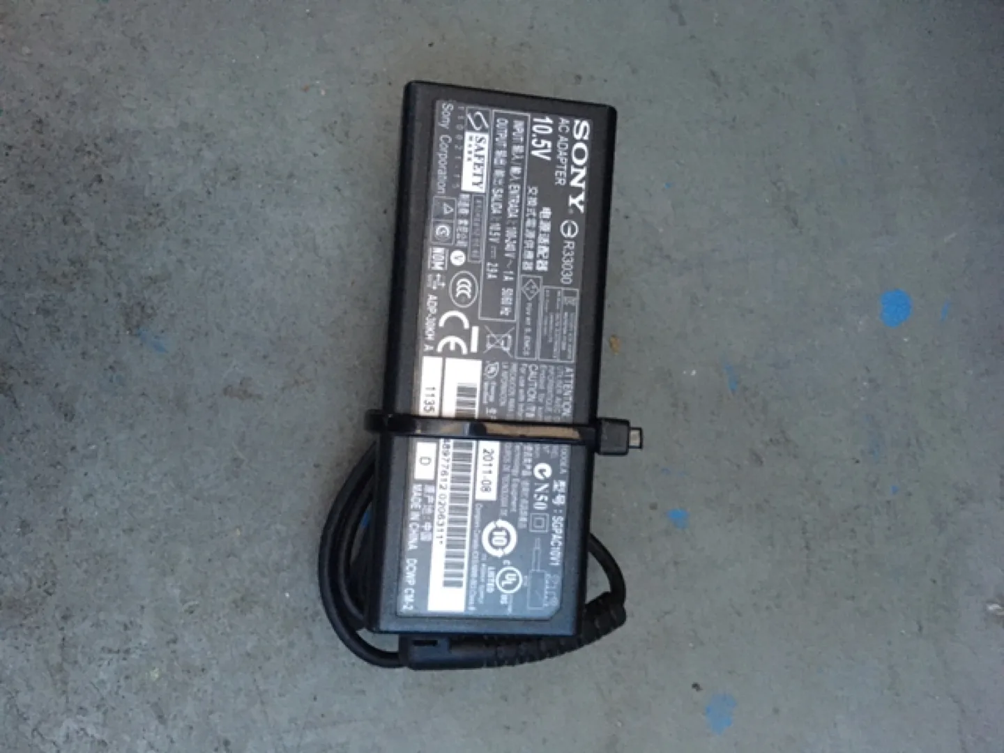 Assorted Power Supplies for Sony Laptops and others…. image indicator(2)