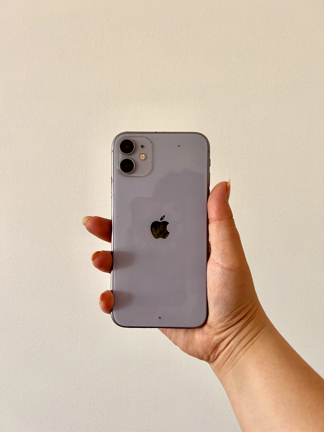 iPhone 11 - Purple - photo 2