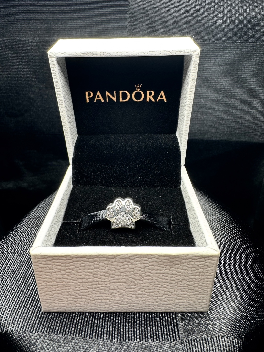 Pandora Sparkling Paw Print Charm - photo 3