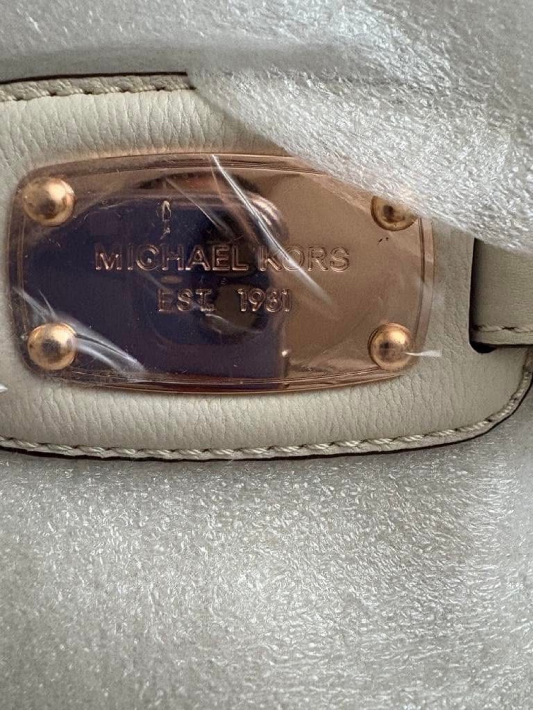 Michael Kors Cream Leather Tote Bag - photo 5