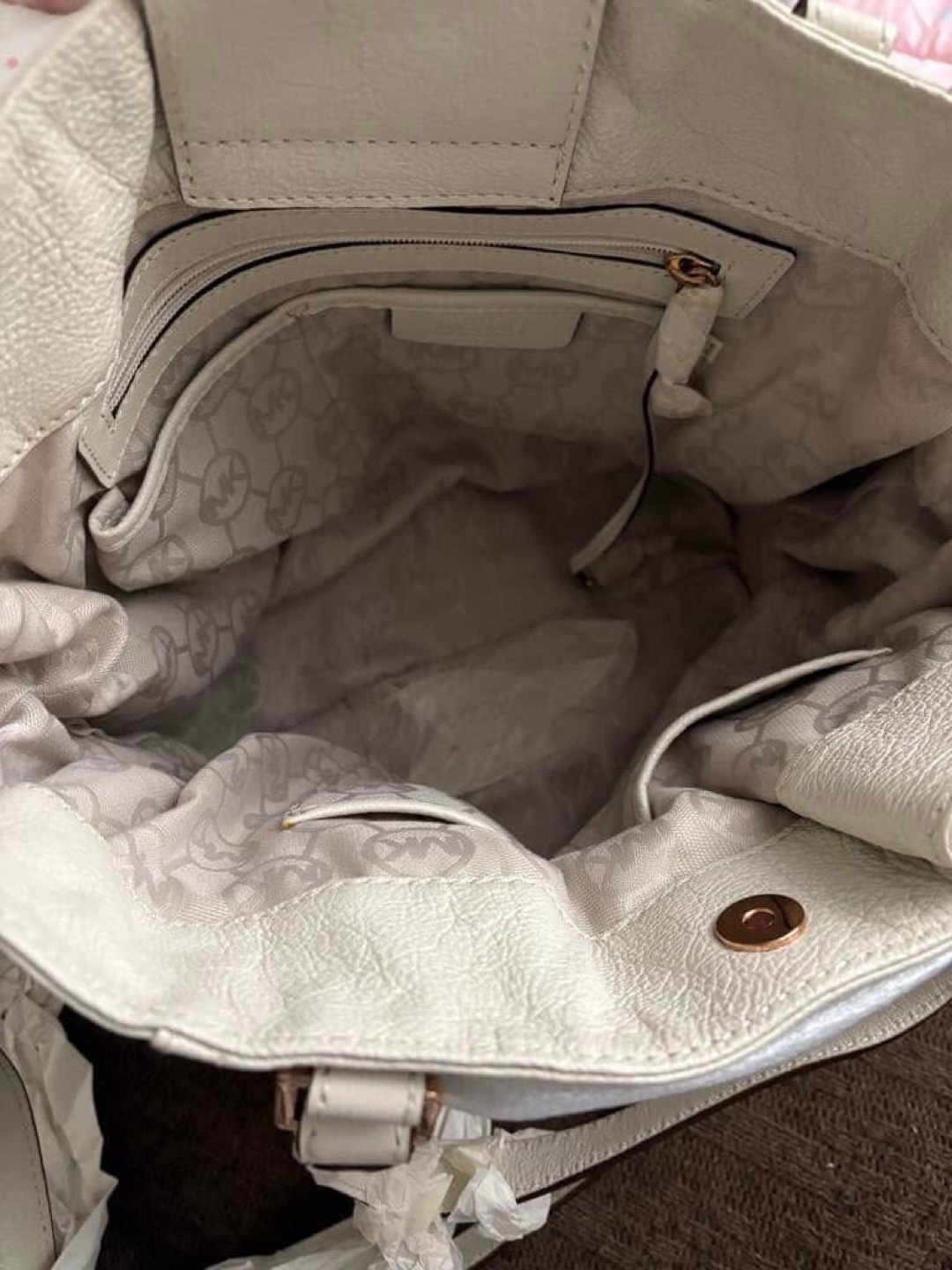 Michael Kors Cream Leather Tote Bag - photo 3