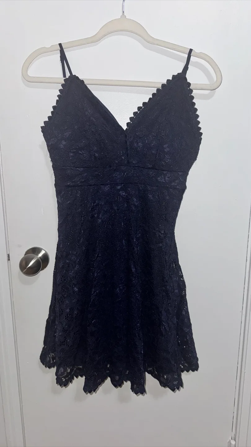 Navy Blue Lace Mini Dress image indicator(2)