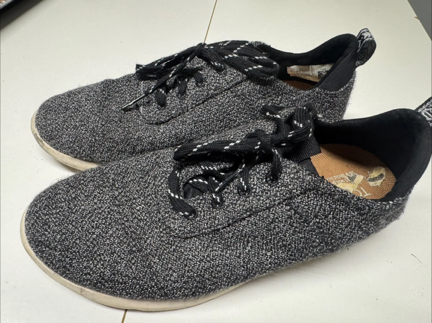 TOMS Shoes Grey and Black Knit Sneakers thumbnail