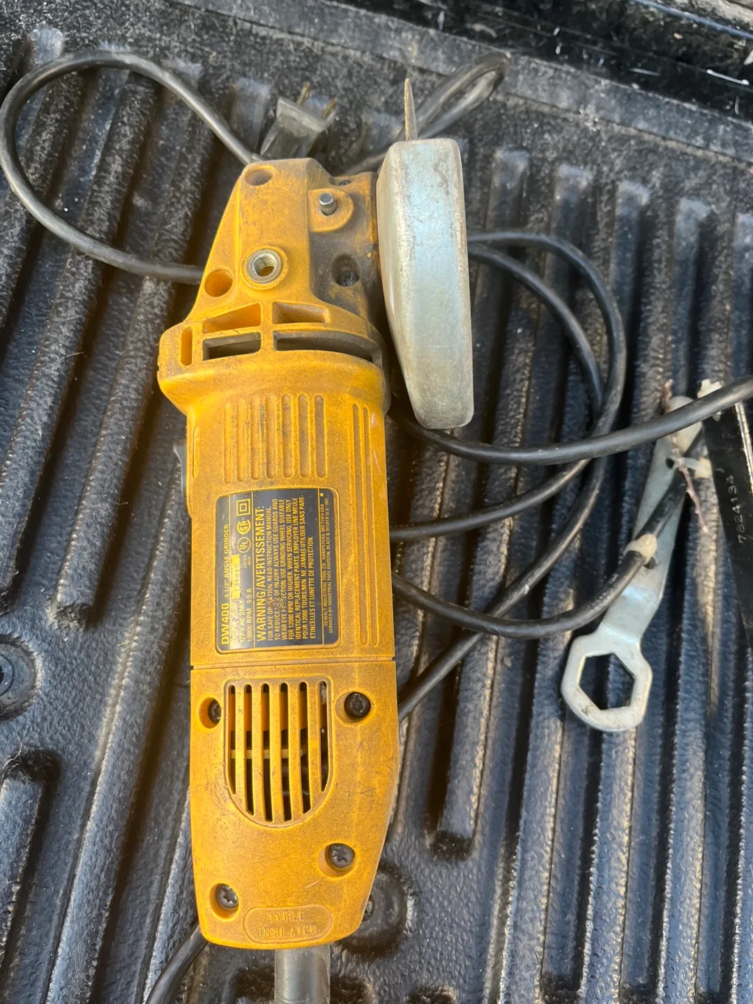 Dewalt 4-1/2" Angle Grinder with Wrench image indicator(2)