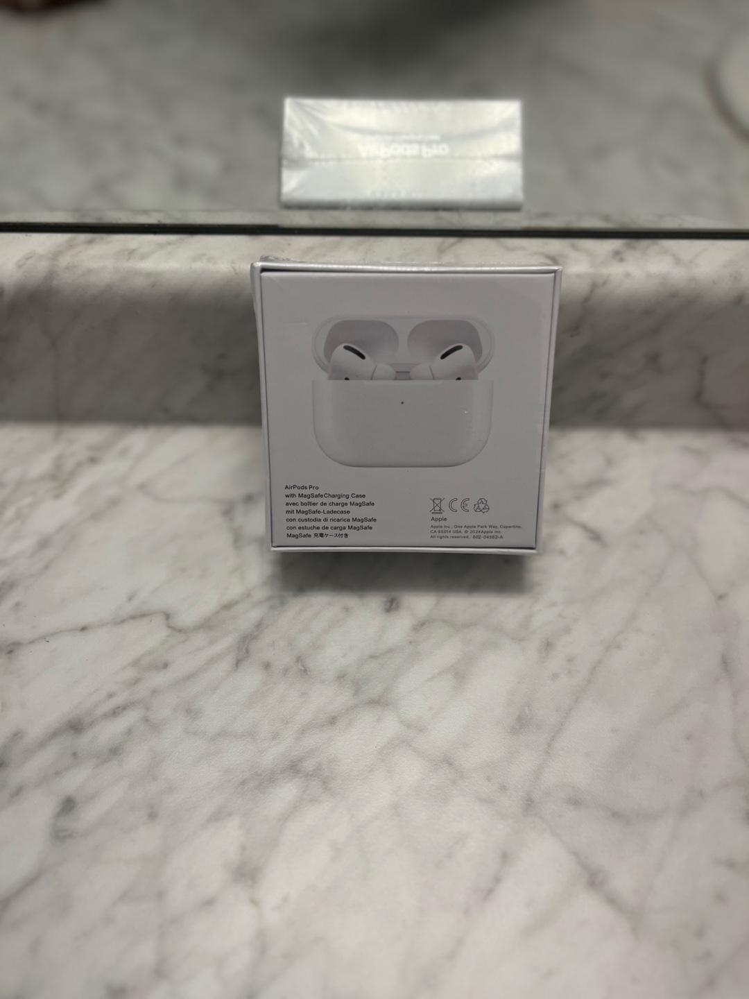 New AirPods Pro with MagSafe Charging Case - photo 4