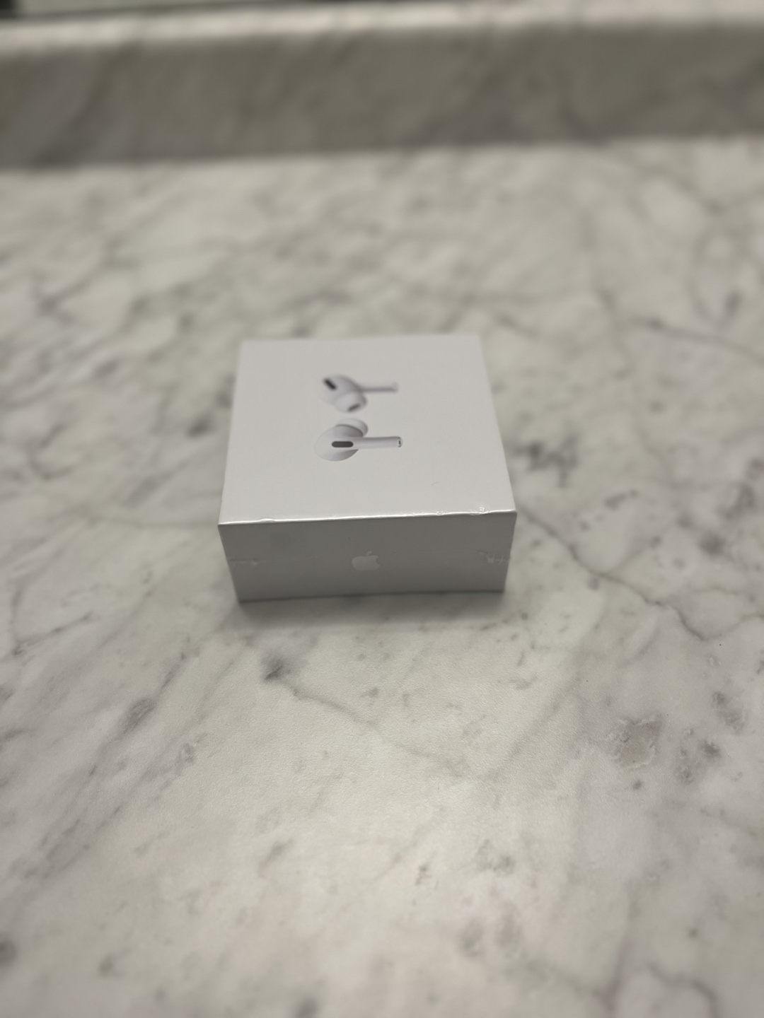 New AirPods Pro with MagSafe Charging Case - photo 2