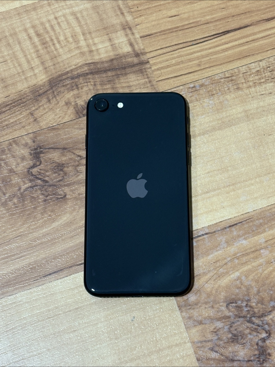 iPhone SE 2020 - 64GB - 80%BH - photo 4