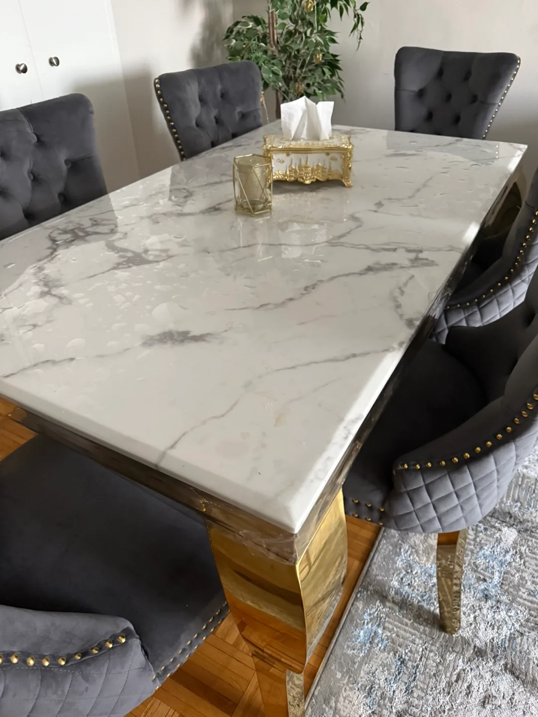 Marble Dining Table with Six Velvet Chairs image indicator(2)