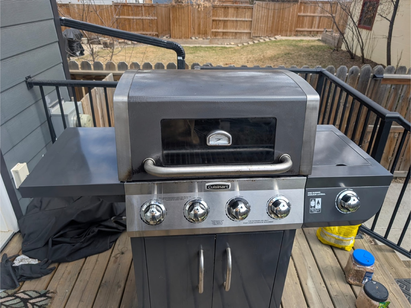 Cuisinart 4-Burner Propane BBQ Grill - photo 5