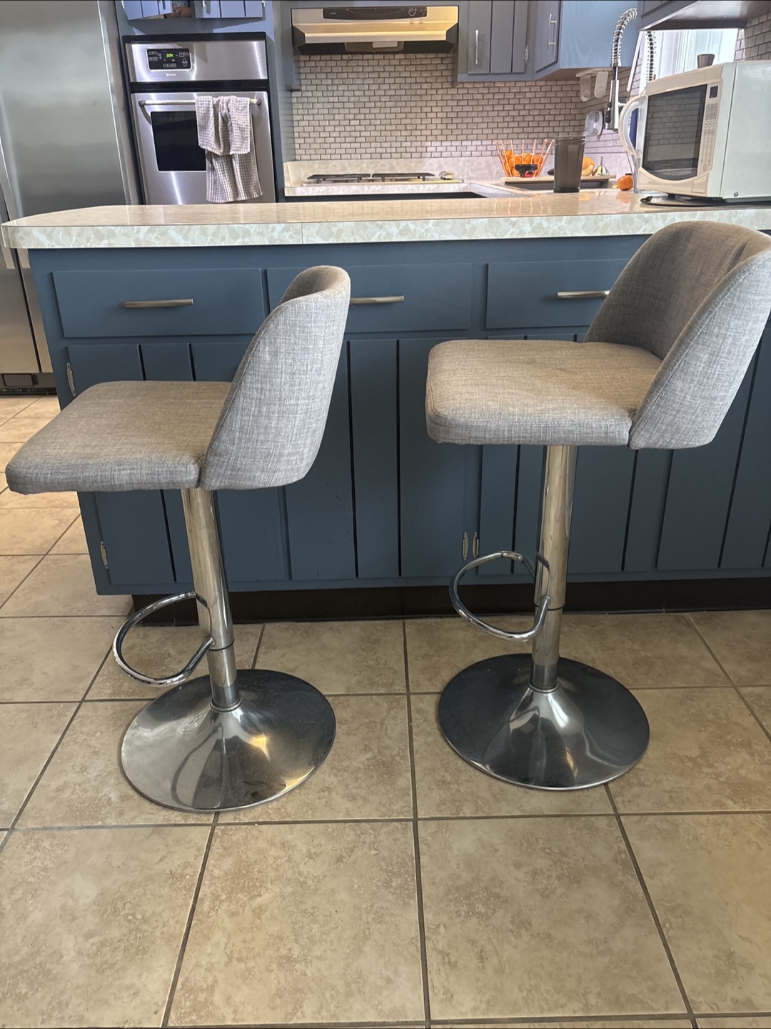 Pair of Gray Fabric Swivel Bar Stools - photo 4