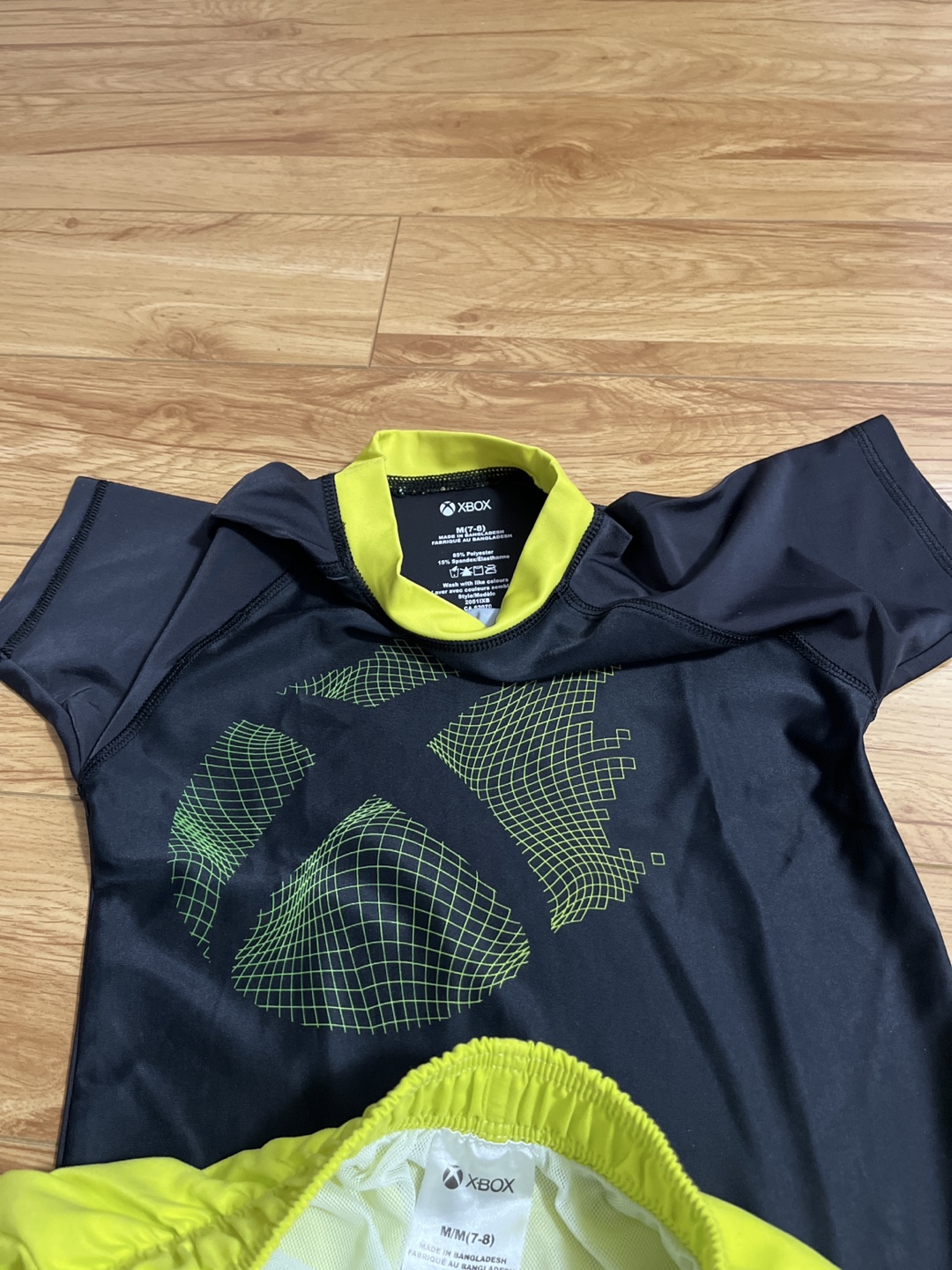 Boys swim suit, Size M(7-8) Swim Trunks & Rashguard Set - photo 4