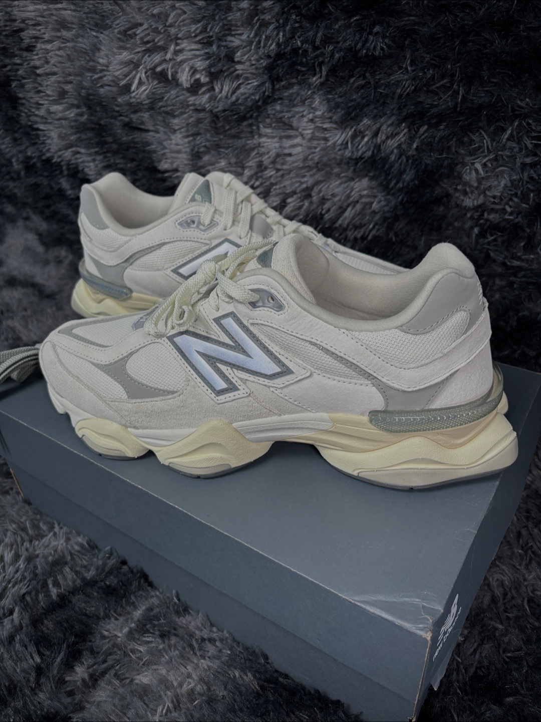 New Balance 9060