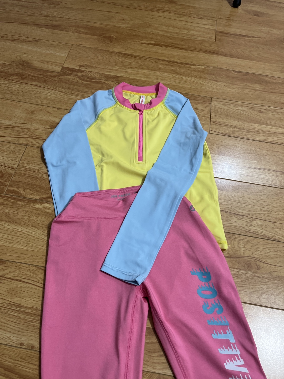 Girls swim suit ,Size 7/8 Rash Guard & Leggings Set - photo 2