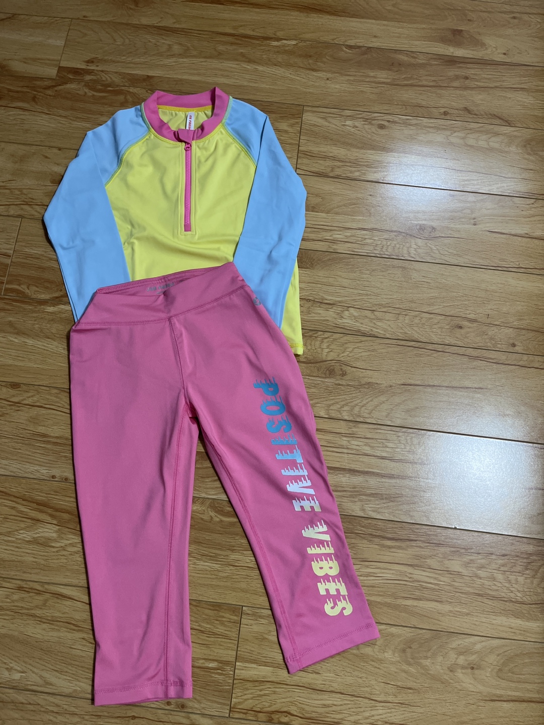 Girls swim suit ,Size 7/8 Rash Guard & Leggings Set