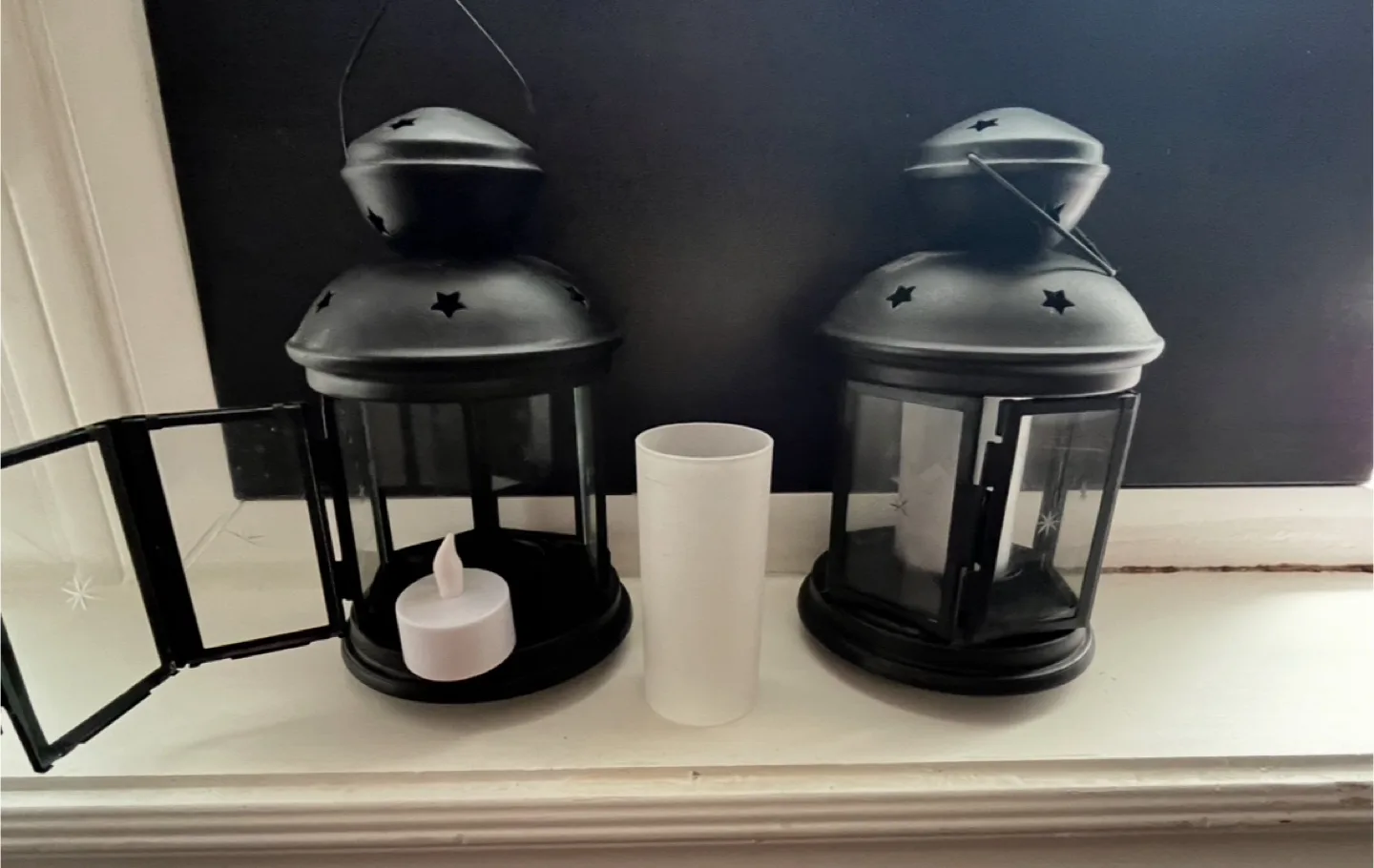 12  Black Metal LED Lanterns with Candles image indicator(5)
