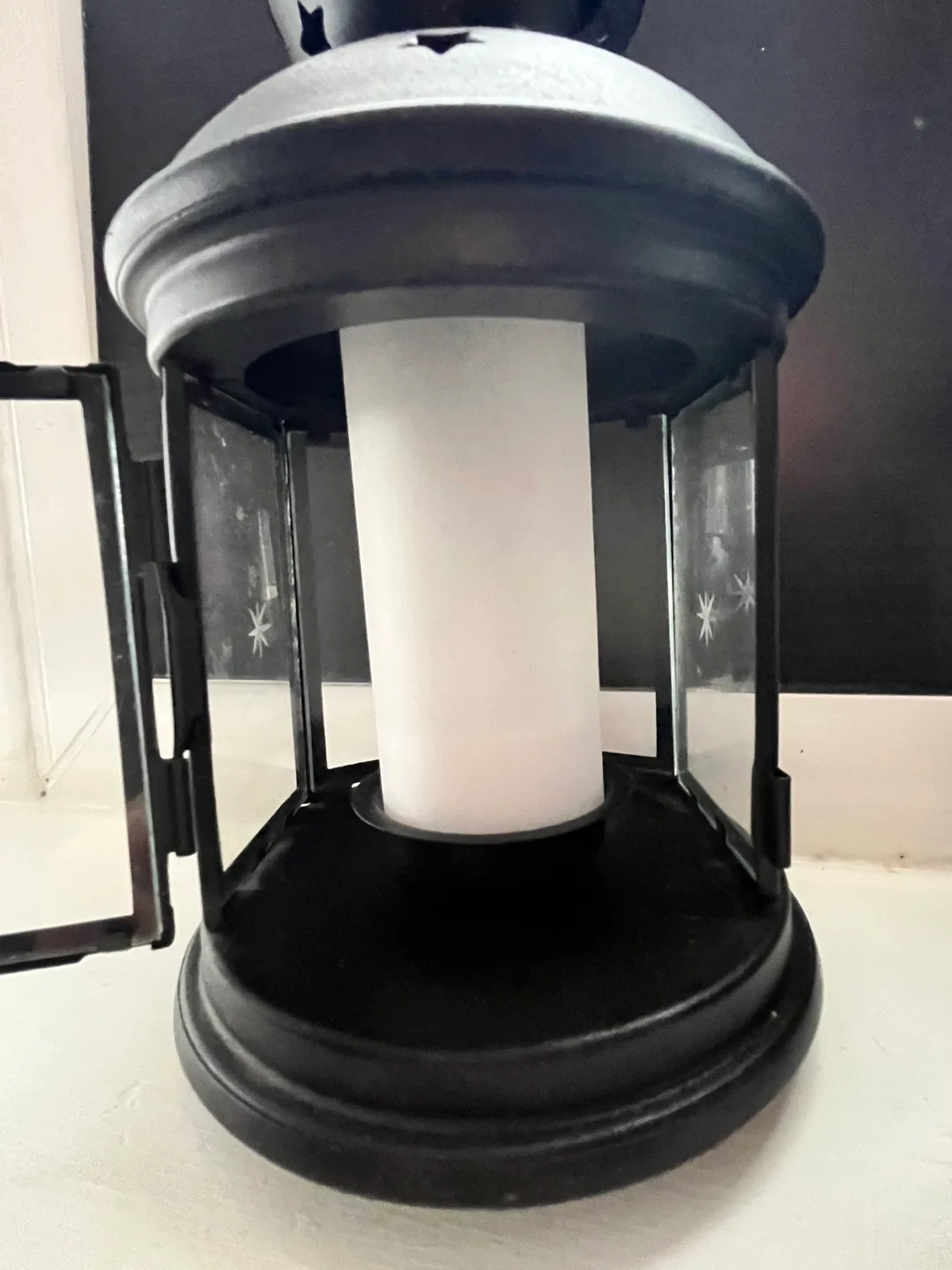 12  Black Metal LED Lanterns with Candles image indicator(2)