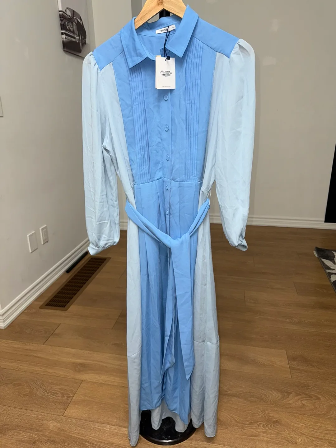 Dubai Riva Midi Dress. Size M image indicator(4)