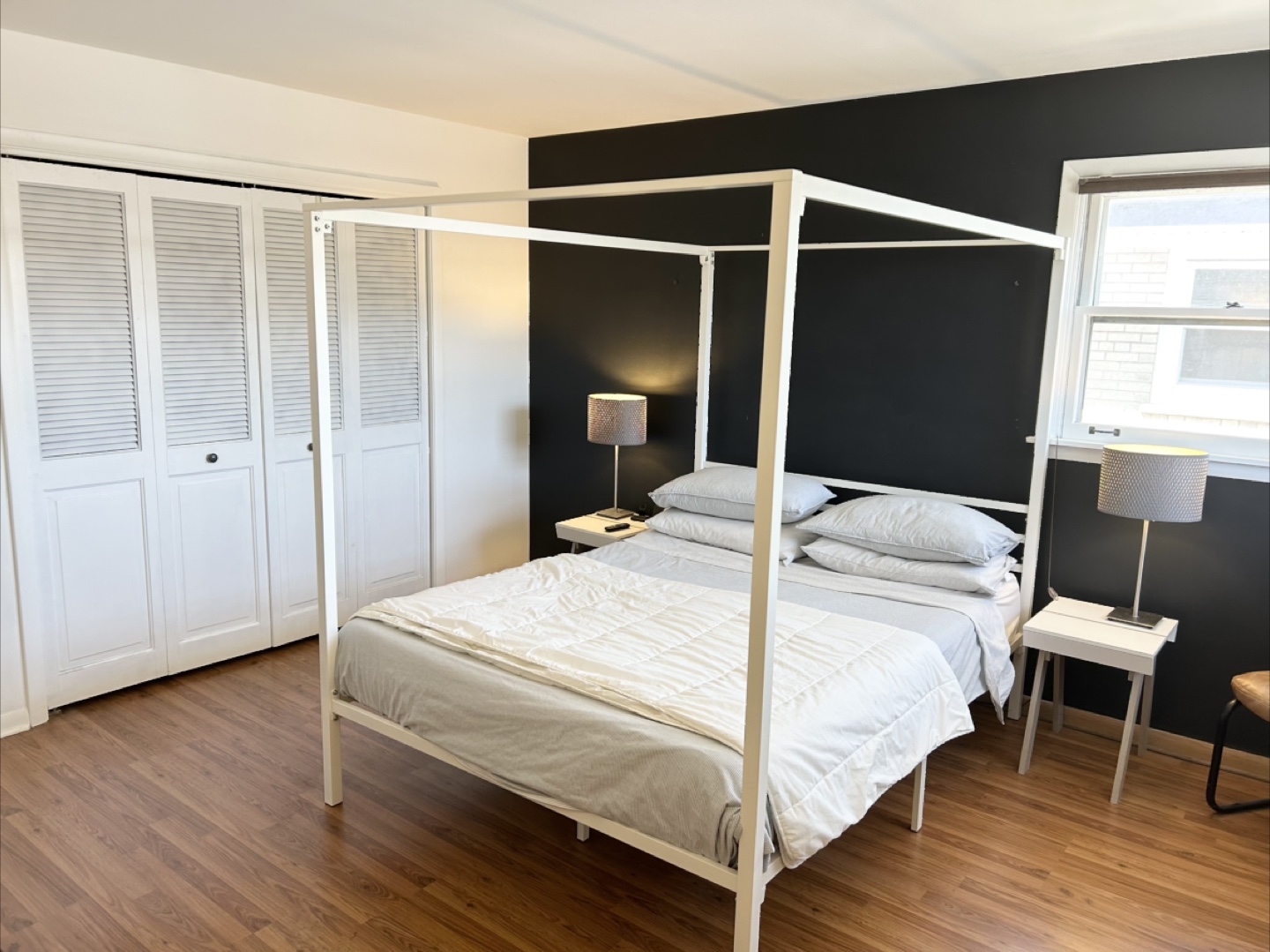 White Metal Canopy Queen Bed Frame and mattress