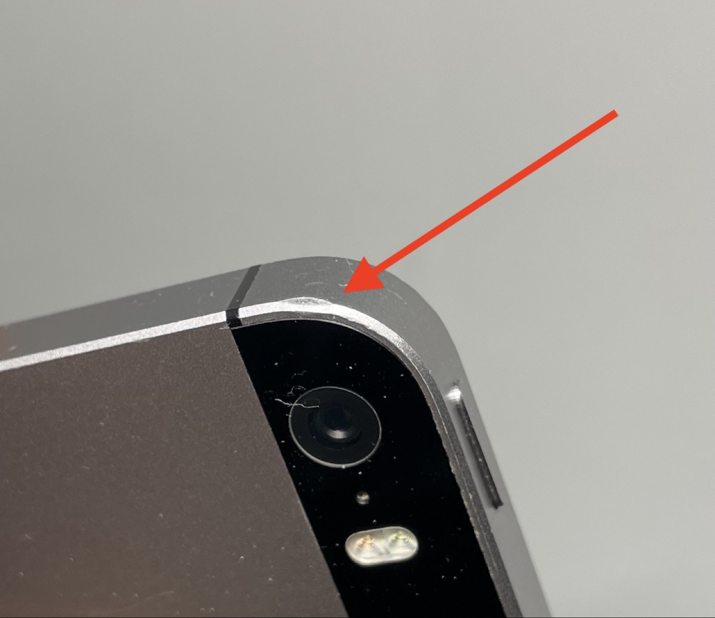 iPhone SE (1st Gen) – Space Gray, 32GB