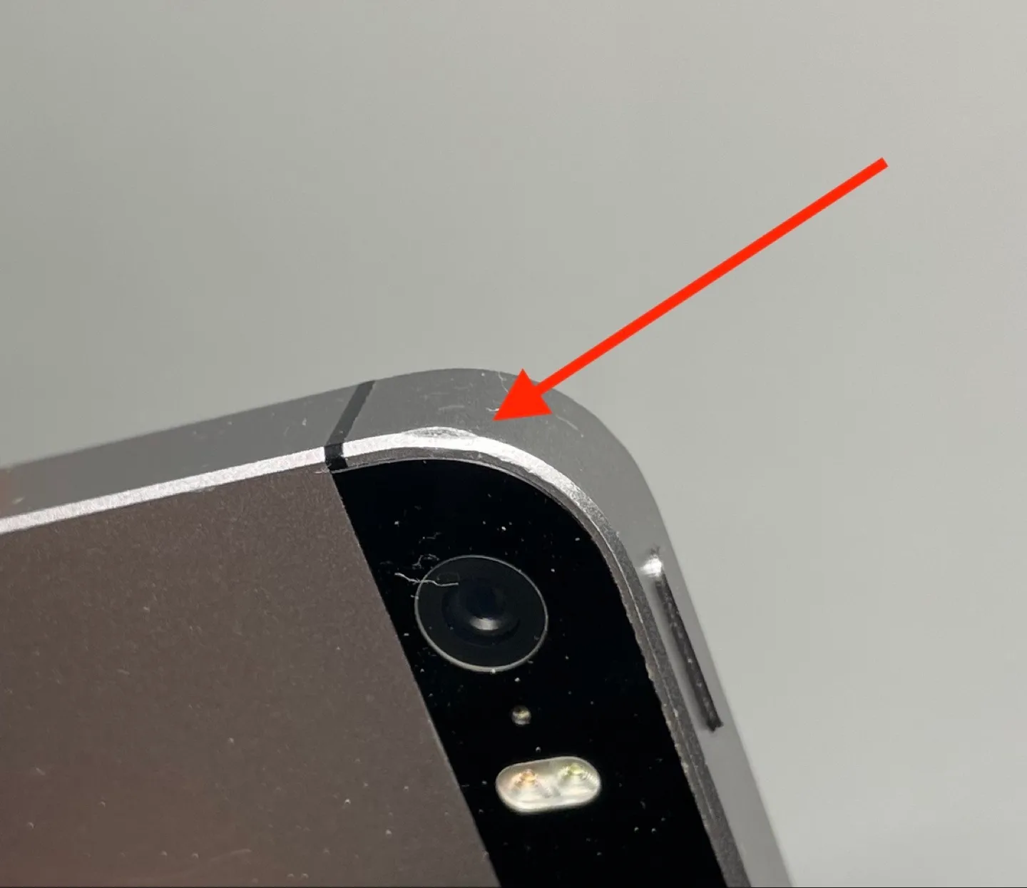 iPhone SE (1st Gen) – Space Gray, 32GB thumbnail